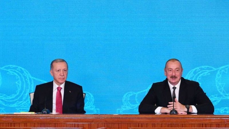 İlham Əliyev və Rəcəb Tayyib Ərdoğan Naxçıvan Bərpa-istehsalat hərbi kompleksinin açılışında iştirak ediblər