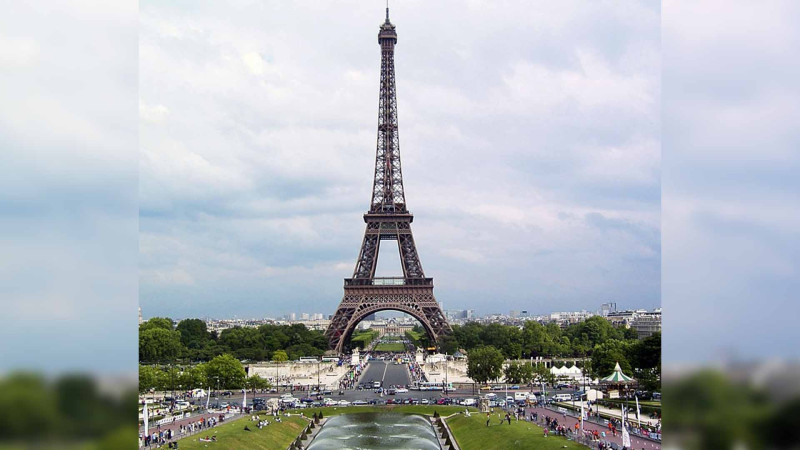 Radikal ermənilər Azərbaycanın Parisdəki səfirliyinin önündə toplaşırlar