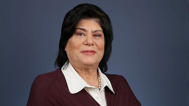 Flora Xəlilova “Şöhrət” ordeni ilə təltif olunub