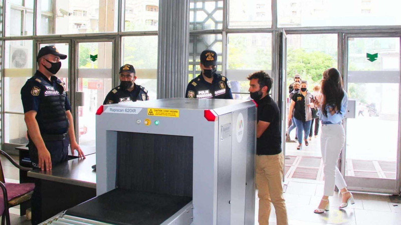 Metronun 2 stansiyasına əlavə X-Ray aparatları yerləşdirilib