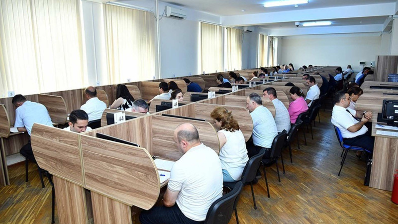 Hakimliyə namizədlərin imtahan mərhələlərinin sayı azaldılıb