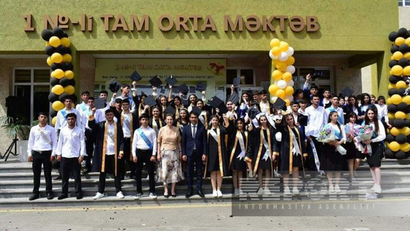 Biləsuvarda bir sinfin bütün şagirdləri ali məktəbə qəbul olublar