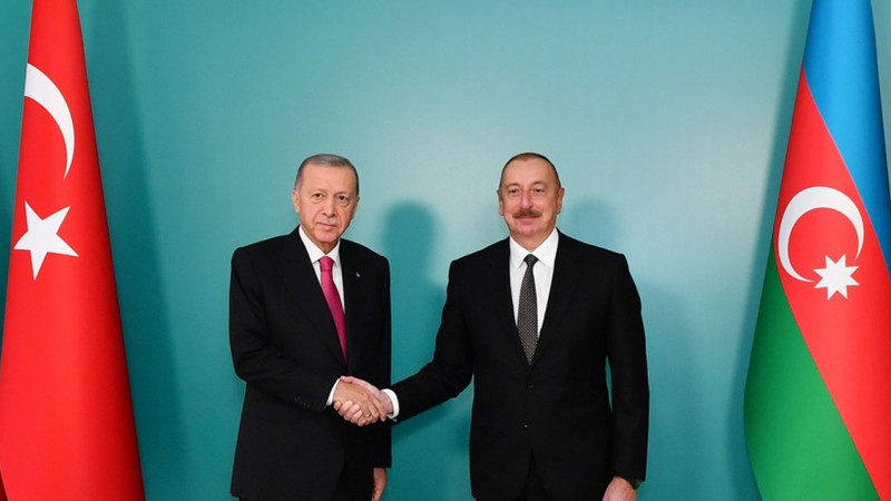 Qars-Naxçıvan dəmir yoluna dair niyyət protokolu imzalanıb