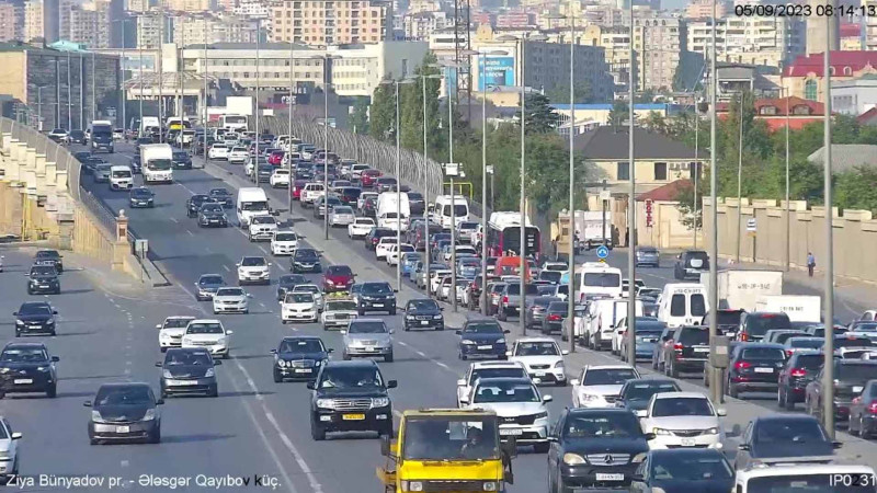 Bakıda tıxac olan yollar - SİYAHI