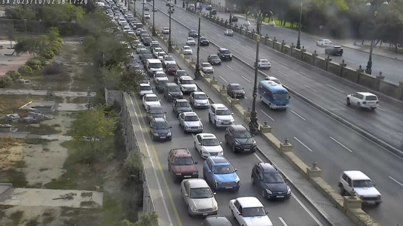 Bakıda tıxac olan yollar - SİYAHI