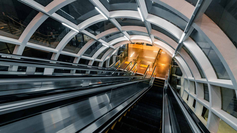 “Cəfər Cabbarlı” metro stansiyasında eskalatorun əsaslı təmirinə başlanılıb