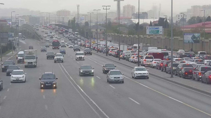 Bakıda tıxac olan yolların SİYAHISI