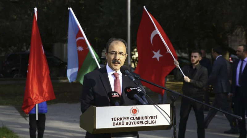 Atatürkün xatirəsi Bakıda anılıb