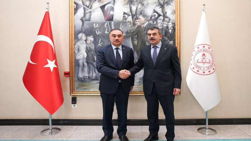 Azərbaycan səfiri Türkiyənin təhsil naziri ilə görüşüb