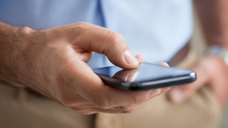 Naxçıvanda müəllimlərin məktəbin internetindən istifadəsinə qadağa qoyulub