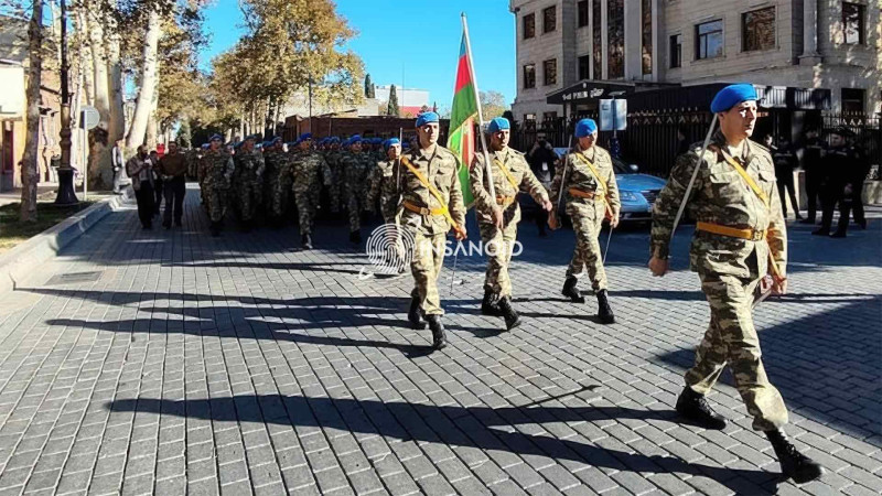 Gəncə və Sumqayıtda hərbçilərin hərbi yürüşü keçirilib - FOTO