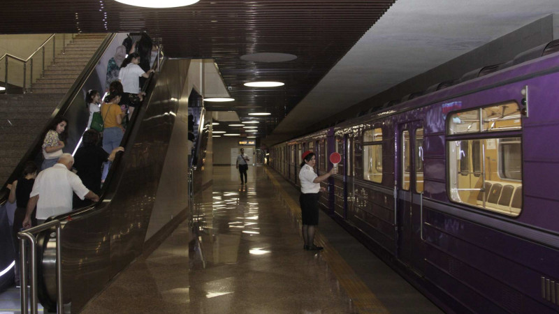 Bakı metrosunda 70 yaşlı kişi dünyasını dəyişib