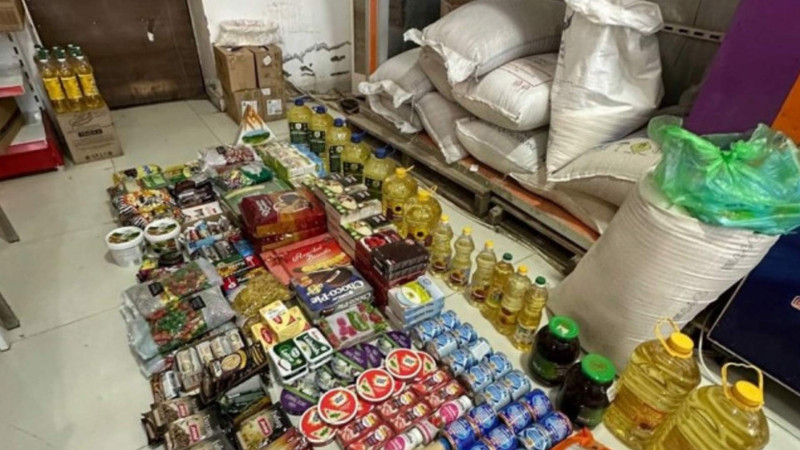 Marketdə istifadə müddəti bitmiş qida məhsulları aşkarlanıb