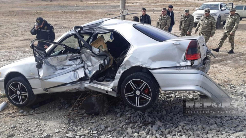 Xızıda teplovozla avtomobil toqquşub, yaralılar var