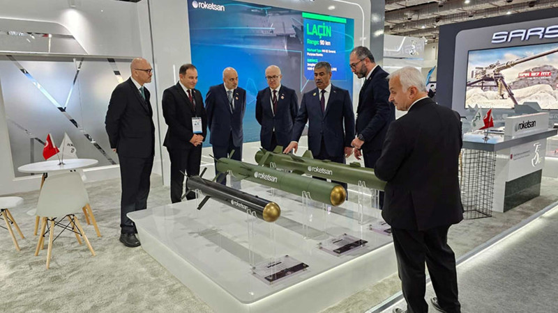 Azərbaycanın hərbi texnikası Misirdə keçirilən EDEX 2023 beynəlxalq müdafiə sərgisində nümayiş etdirilir