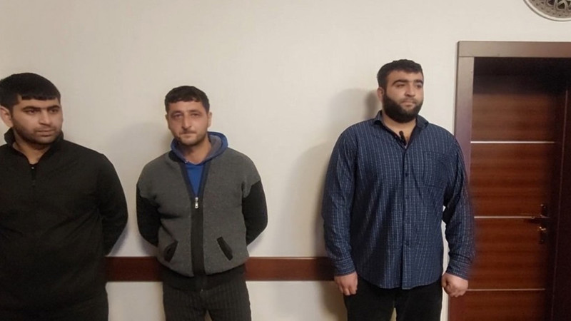 Goranboyda polis oğurluq etməkdə şübhəli bilinən dəstə üzvlərini tutub