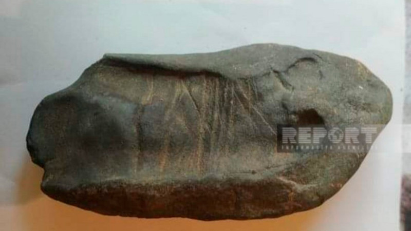 Cəlilabadda qədim dövrə məxsus yazılı daş tapılıb