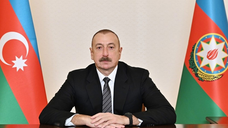 İlham Əliyev Xankəndidə idman ictimaiyyətinin nümayəndələri ilə görüşüb