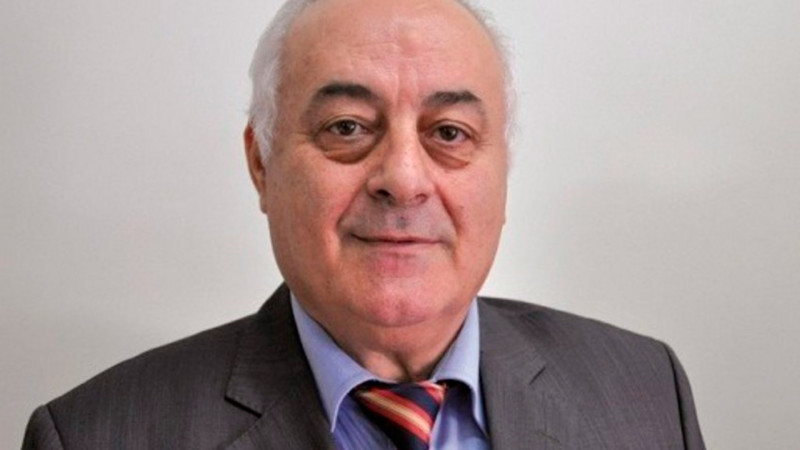 Kamil Vəli Nərimanoğlu vəfat edib