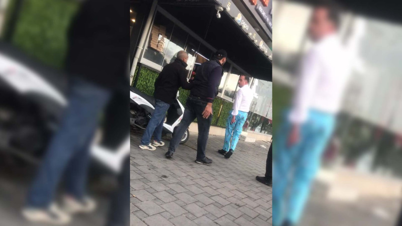 “Qırmızı adam” əlbəyaxa dava edib