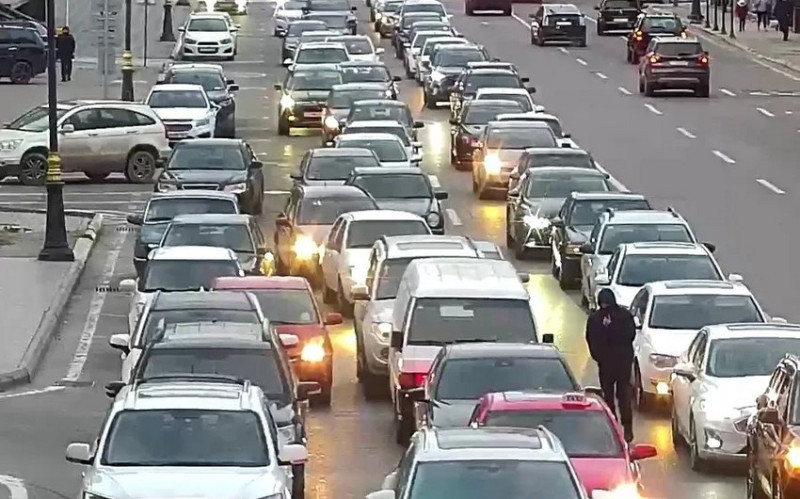 Bakıda tıxac olan yolların SİYAHISI