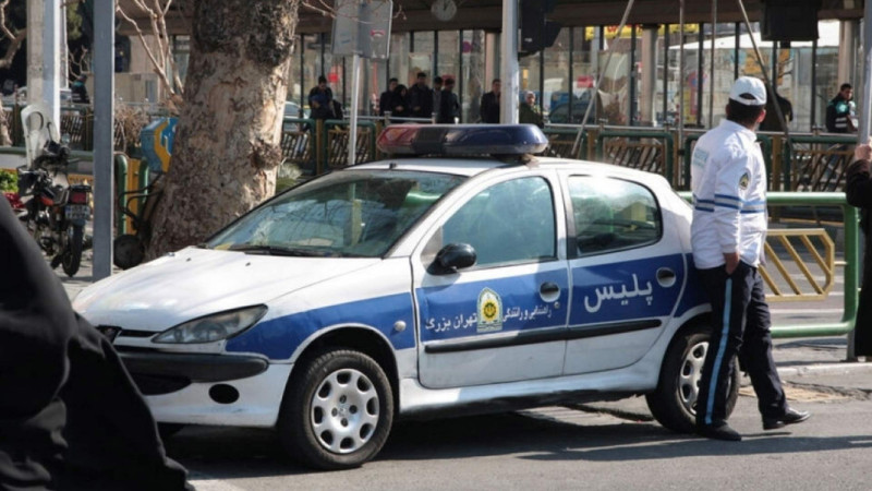 İranda silahlı hücum olub, 2 polis ölüb