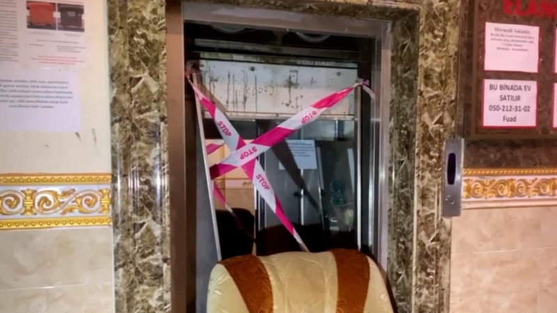 Binada lift qırılıb
