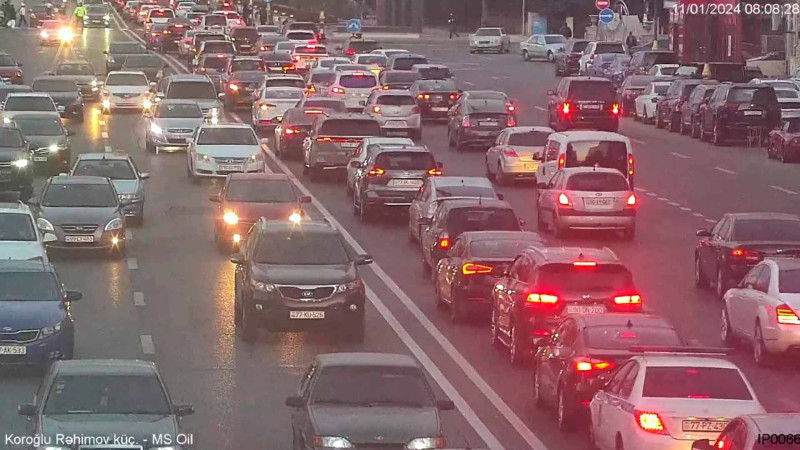 Bakıda tıxac olan yollar - SİYAHI