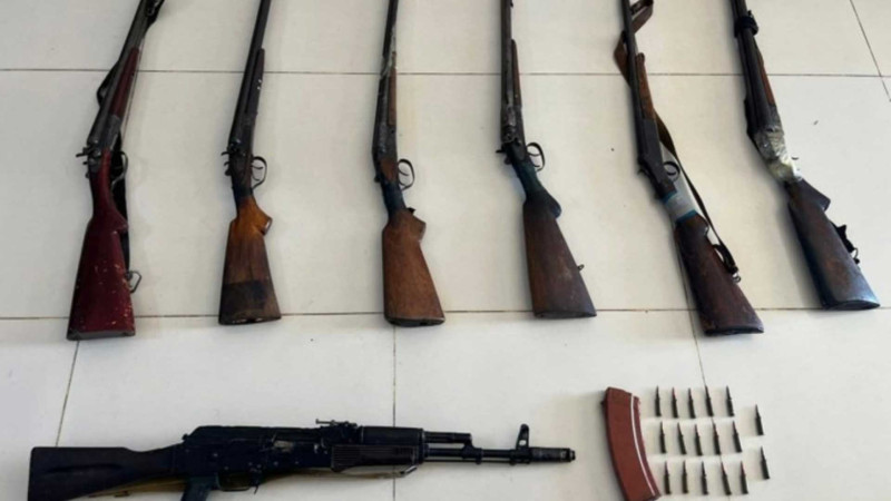 Xankəndi və Xocalıda onlarla silah, sursat tapılıb