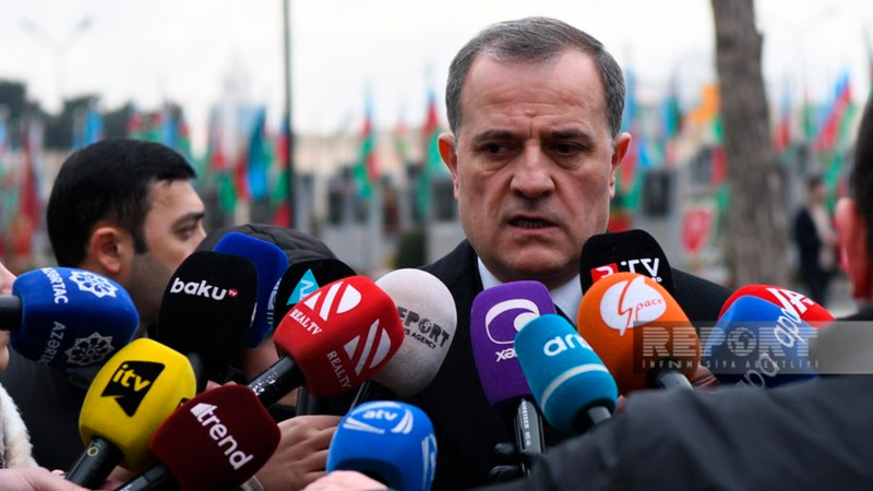 Ceyhun Bayramov: Fransa ilə münasibətlər ən aşağı nöqtədədir