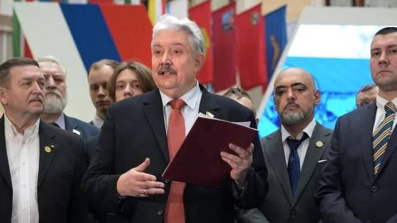 Rusiyada partiya sədri prezidentliyə namizədlikdən imtina edib