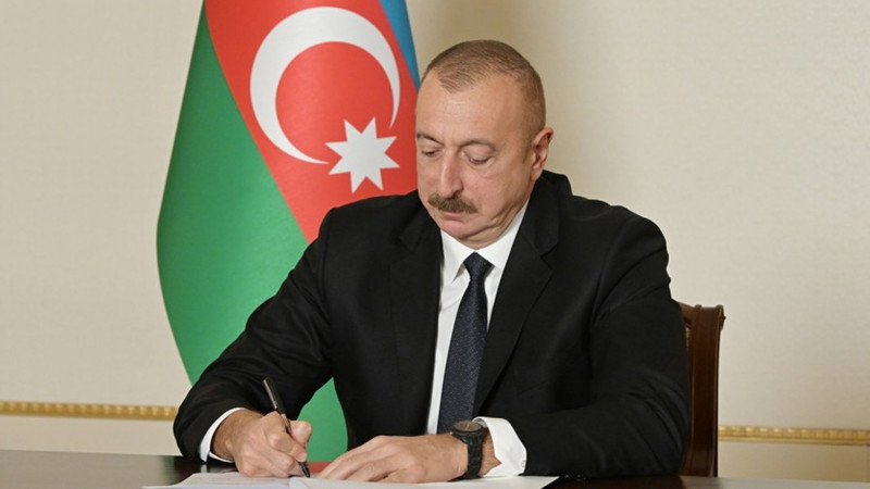 Bir qrup gəncə Prezident mükafatları verilib - SİYAHI