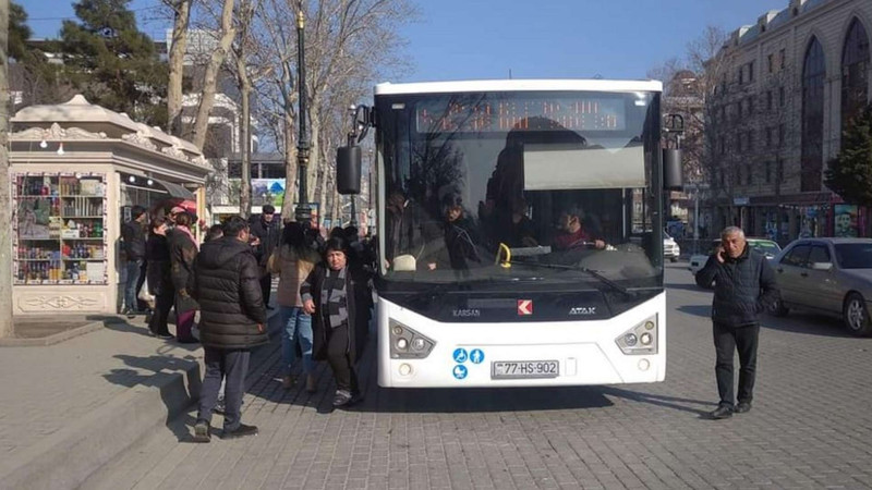 Gəncədə xəttə 10 yeni avtobus buraxılıb
