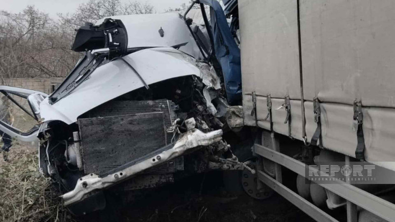 Xaçmazda iki yük avtomobili toqquşub