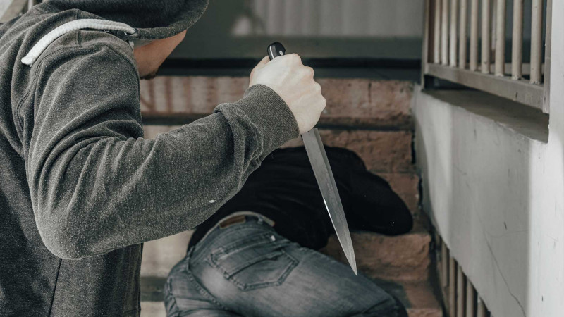 Ağstafada məktəbli bıçaqlanıb