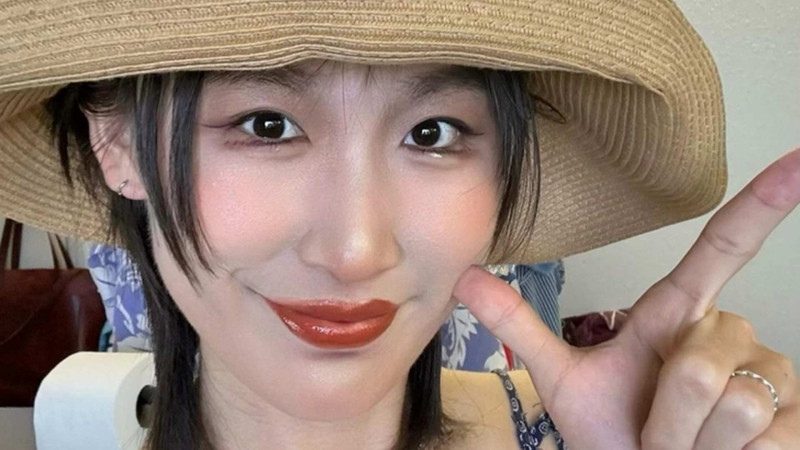 Çinli qadın ChatGPT botu ilə sevgili olub