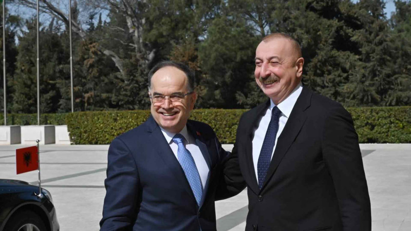 Albaniya Prezidenti İlham Əliyevə təbrik məktubu göndərib