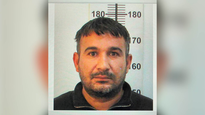 Özünü vəkil kimi təqdim edib qadınlardan pul tələb edən şəxs saxlanılıb