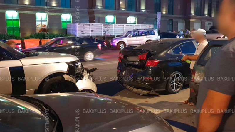 “Qırmızı”da sürən “Range Rover” 7 yaşlı qızı və anasını vurub