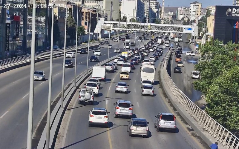 Bakıda tıxac olan yolların SİYAHISI