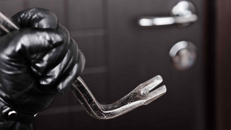 Şabranda evə basqın olub, qadın öldürülüb