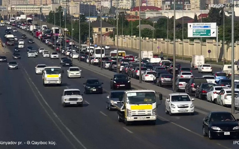 Bakıda tıxac olan yollar - SİYAHI