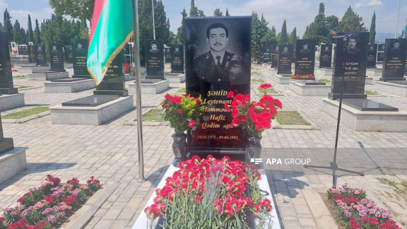 Gəncədə 31 il sonra kimliyi müəyyən olunan Hafiz Məmmədovun məzarı abadlaşdırılıb