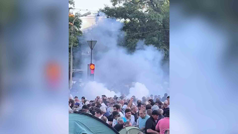 Ermənistanda polislə toqquşmalarda 101 nəfər xəsarət alıb
