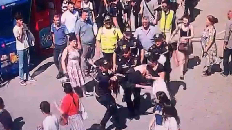 Bakıda binada yanğın, qadın tüstüdən zəhərləndi