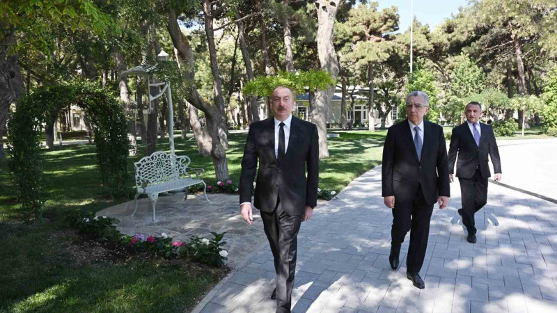 İlham Əliyev yenilənmiş Nərimanov parkının açılışında olub - YENİLƏNİB
