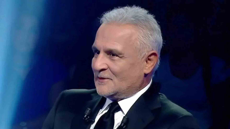 Türkiyənin məşhur aparıcısı dünyasını dəyişib