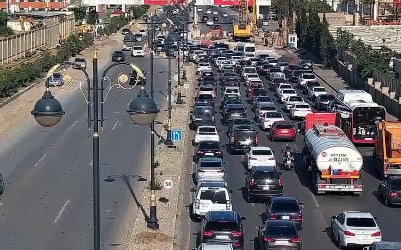 Bakıda tıxac olan yollar - SİYAHI
