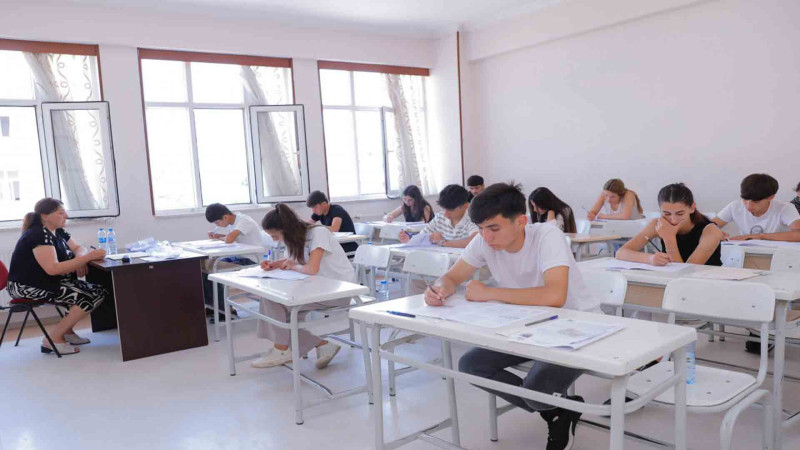 Naxçıvanda II və III ixtisas qrupları üzrə qəbul imtahanının ikinci mərhələsi keçirilib