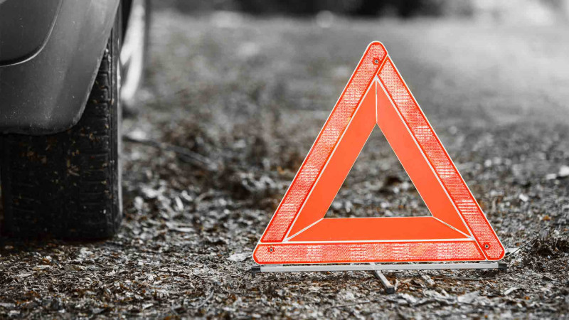 Laçında yük avtomobili aşıb, ölən var